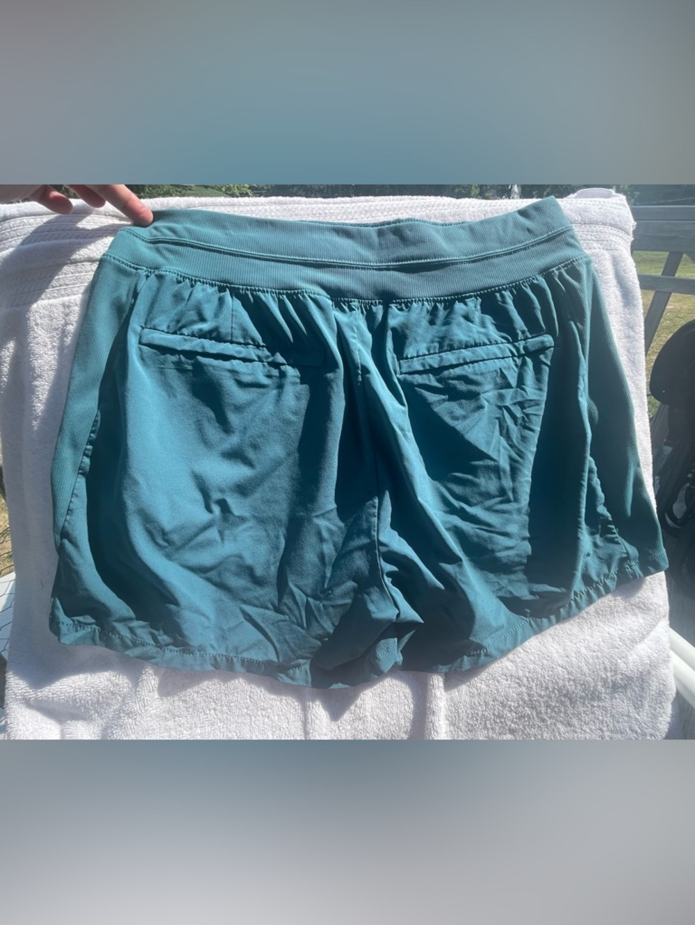 ATHLETA Women’s Lightweight Teal Active Shorts size 12 $25 - Picture 7 of 9
